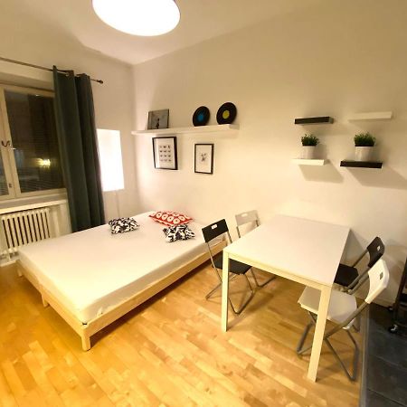 Cozy Gem In The Heart Of Design District Apartment Helsinki Luaran gambar