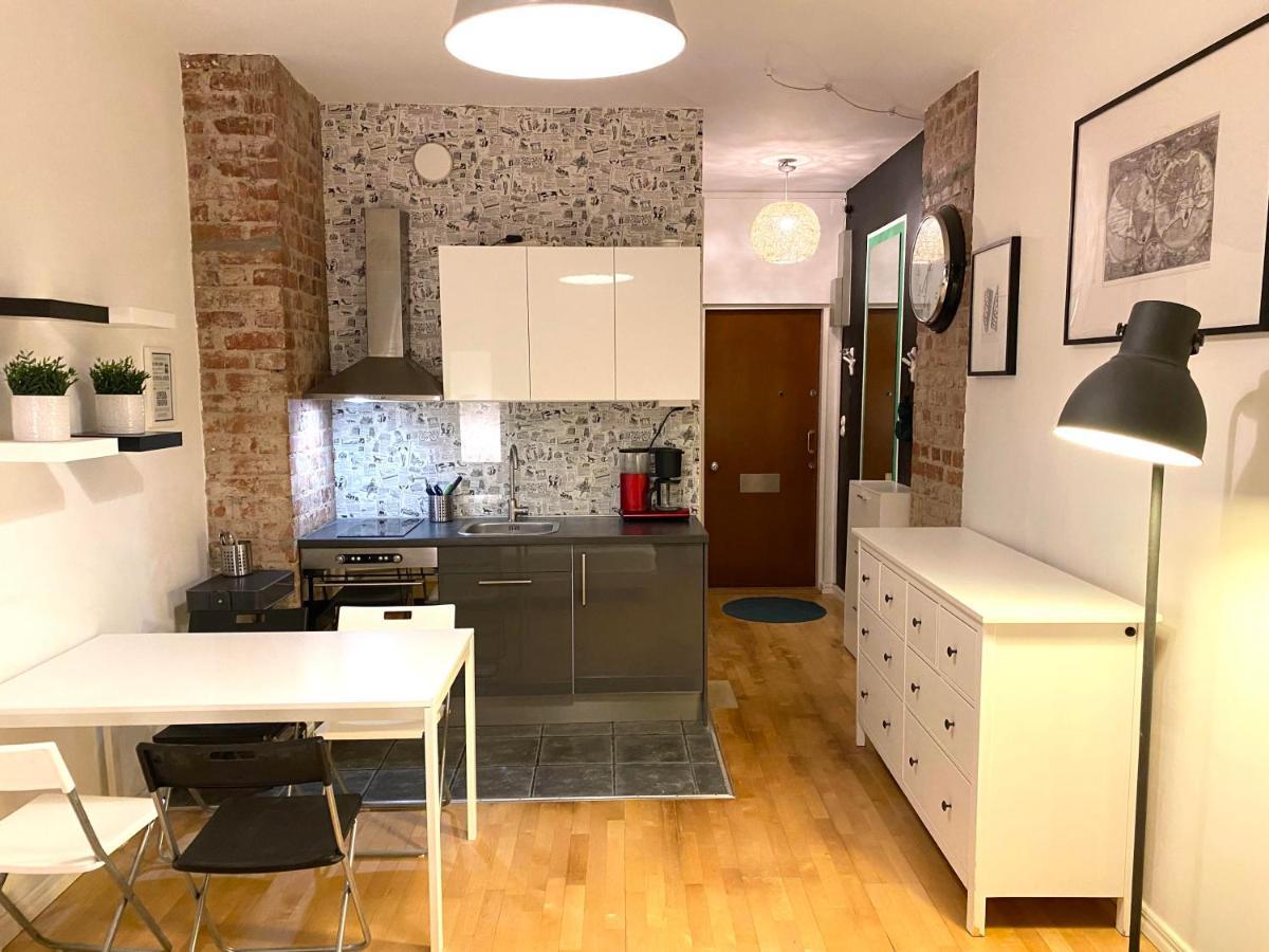 Cozy Gem In The Heart Of Design District Apartment Helsinki Luaran gambar